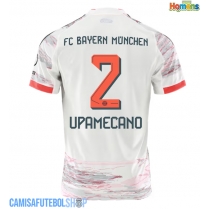 Camisa de time de futebol Bayern Munich Dayot Upamecano #2 Replicas 2º Equipamento 2025-26 Manga Curta